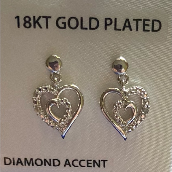 NWOT Diamond Accent Heart Dangle Earrings - Picture 3 of 5